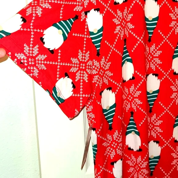 NWT Christmas Gnomes Comfy with Pockets Graphic Print Soft Sleepshirt  Size 3X - Picture 3 of 11